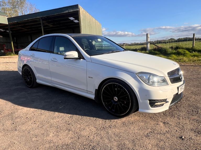 Mercedes-Benz, C CLASS, Saloon, 2012, Semi-Auto, 2143 (cc), 4 doors