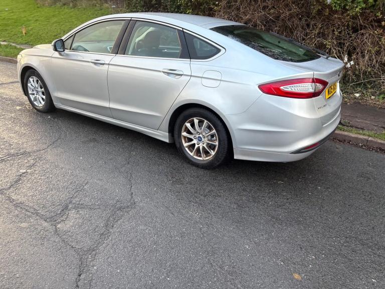 2015 Ford Mondeo 2.0 TDCi ECOnetic Zetec Euro 6 (s/s) 5dr Diesel