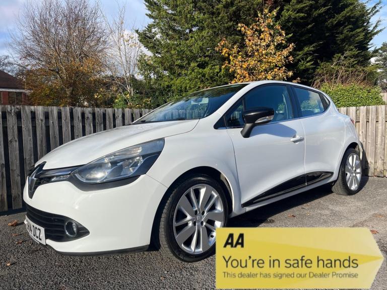 image for  Renault Clio 0.9 TCe Dynamique S MediaNav Euro 5 (s/s) 5dr Petrol Manual