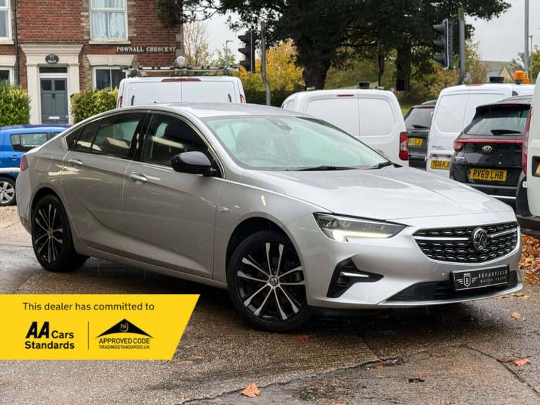 2022 Vauxhall Insignia 1.5 Turbo D Design 5dr HATCHBACK DIESEL Manual