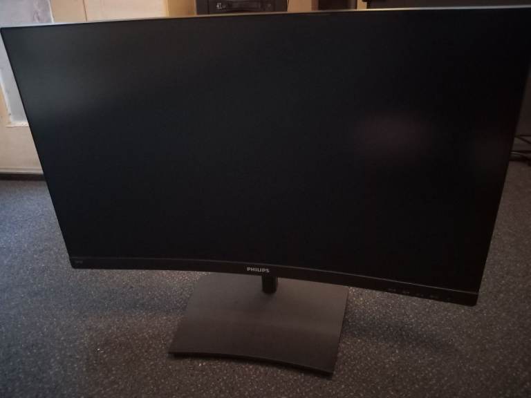 24 inch slimline curved hd philips monitor with mark , low price 