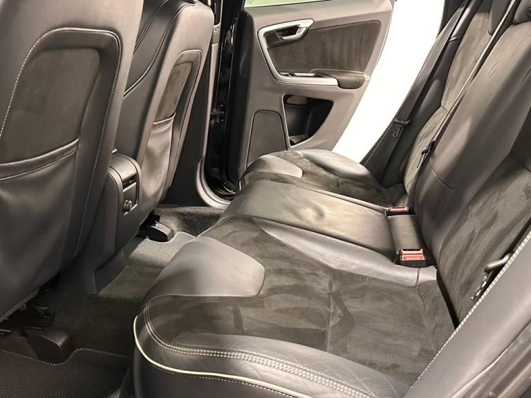 2017 Volvo XC60 2.0 D4 R-Design Nav SUV 5dr Diesel Manual Euro 6 (s/s) (190 ps) ESTATE Diesel Manual