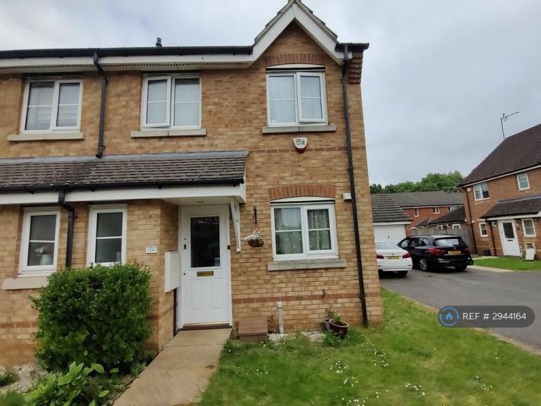 3 bedroom house in Gorseway, Hatfield, AL10 (3 bed) (#2944164)