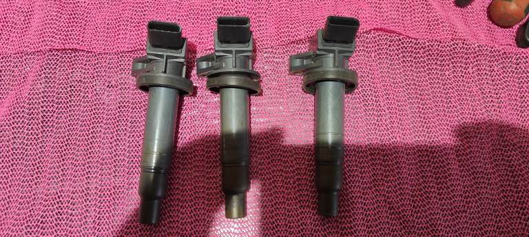 Denso coil pack X3 toyota Yaris, Aygo Peugeot 107 Citroen c1 