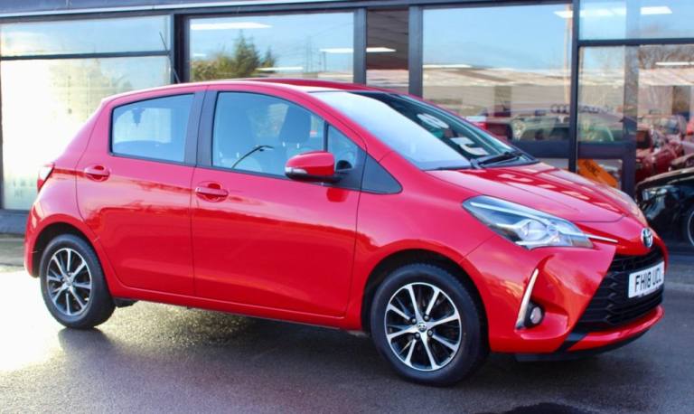 2018 18 TOYOTA YARIS 1.5 VVT-I ICON TECH HATCHBACK 5DR PETROL MANUAL EURO 6 (111