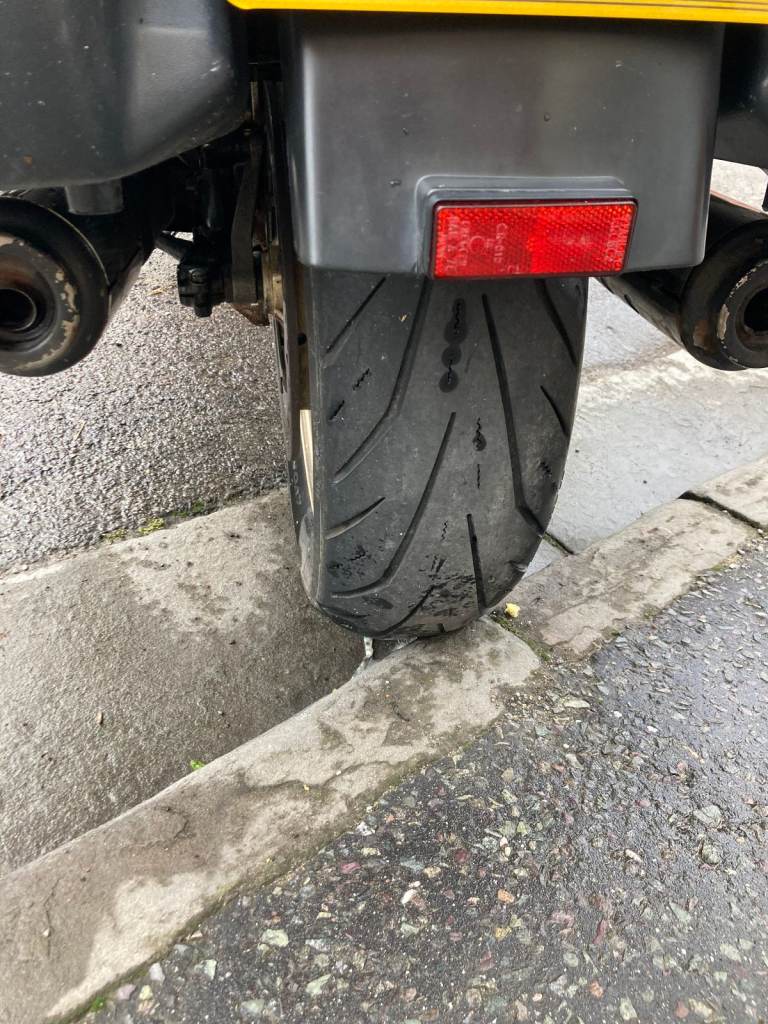 Honda Pan European ST1100Y 2000 (X reg) LOTS OF EXTRAS - BRAND NEW FRONT TYRE