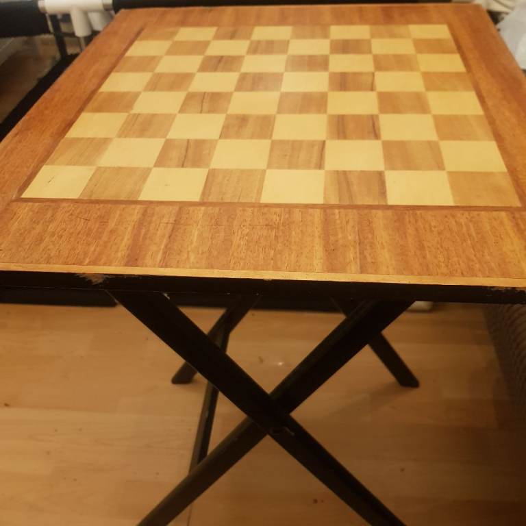 FREE foldable chess table