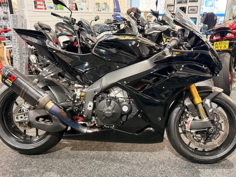2022 Aprilia RSV 4 1100 Factory