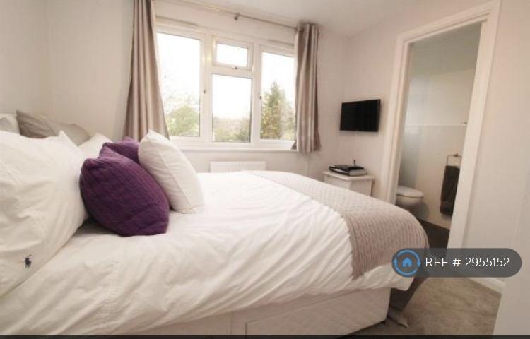 1 bedroom in Borehamwood, Borehamwood, WD6 (#2955152)