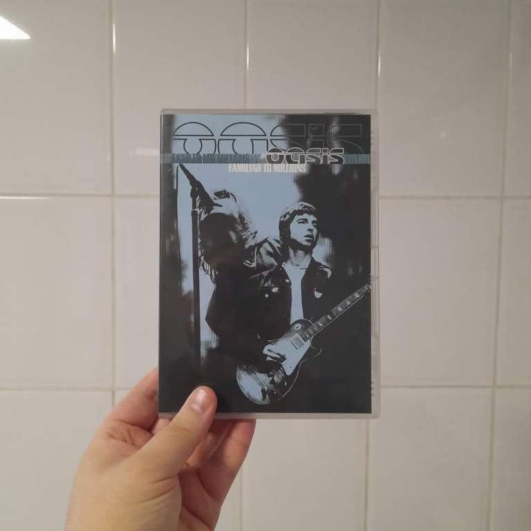  Oasis: Familiar To Millions DVD