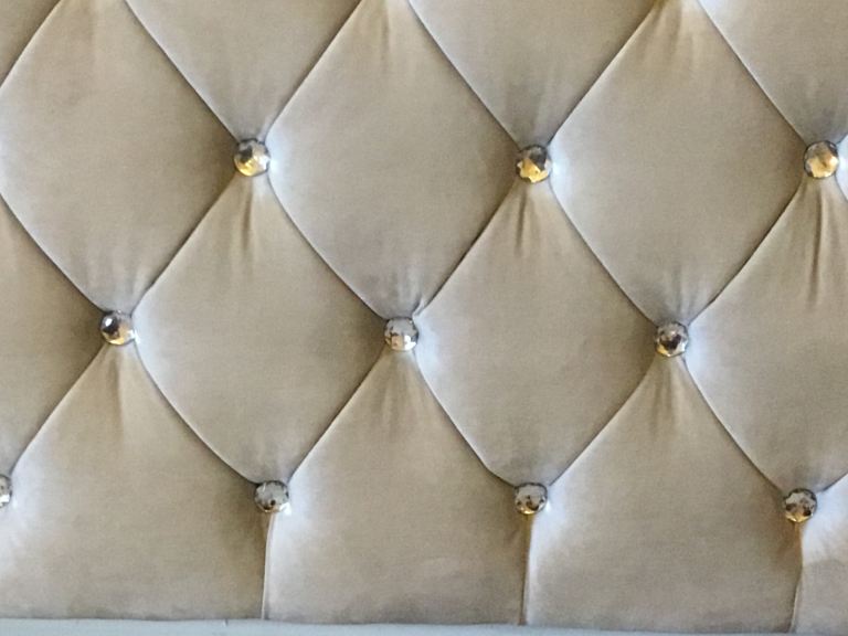 Chesterfield Headboard