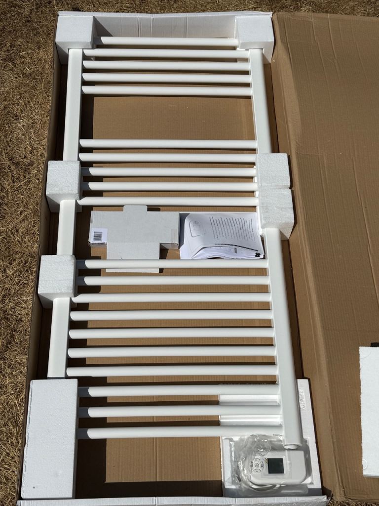 Brand new Fantasia Fluid White Towel Rail Radiator 