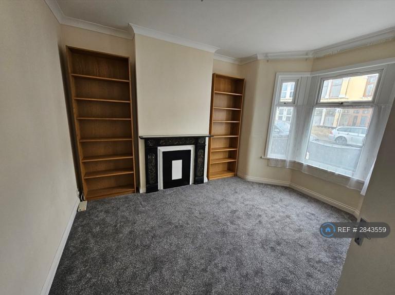 3 bedroom house in Monteagle Avenue, Barking, IG11 (3 bed) (#2843559)