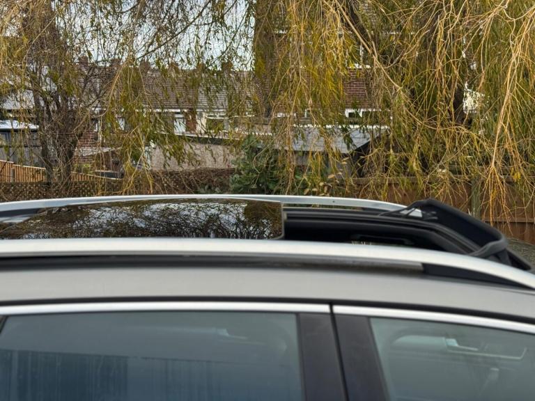 2016 Volkswagen Touareg 3.0 TDI V6 BlueMotion Tech R-Line Tiptronic 4WD Euro 6 (s/s) 5dr ESTATE D...