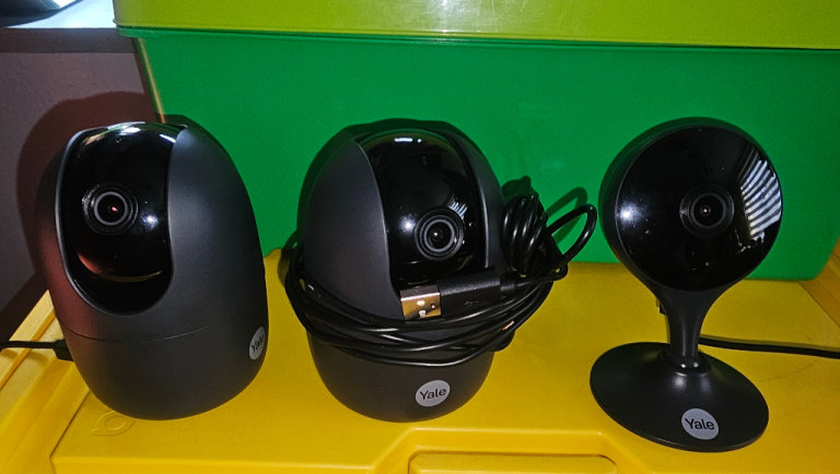 2x Yale WiFi Cameras