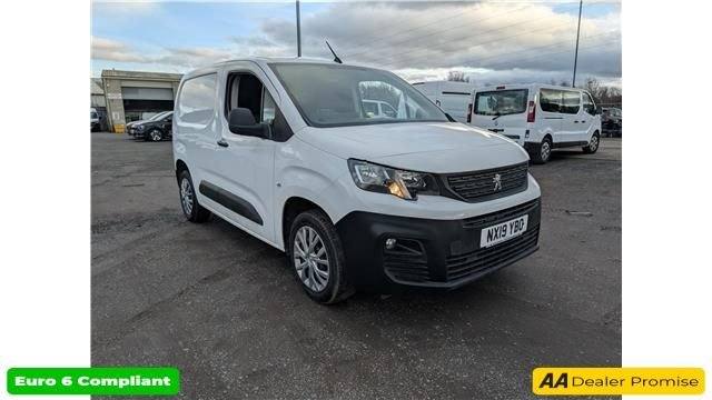 2019 Peugeot Partner White 1.6 BlueHDi Euro 6 panel , 35,400 miles, ULEZ compliant, 5-speed manu ...