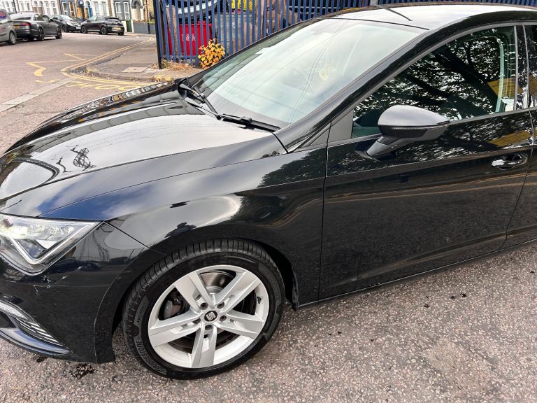 Seat, LEON, Hatchback, 2018, Semi-Auto, 1968 (cc), 5 doors