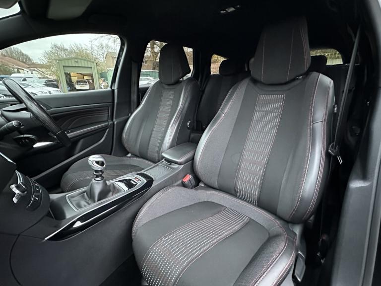 2015 Peugeot 208 2.0 BlueHDi GT-Line Diesel Manual 5 Door Estate Black