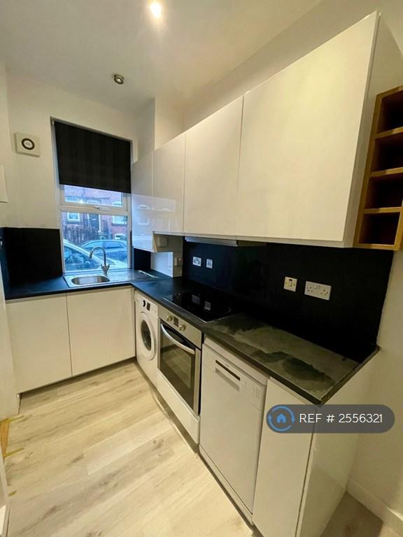 3 bedroom house in Granby Terrace, Leeds, LS6 (3 bed) (#2556321)