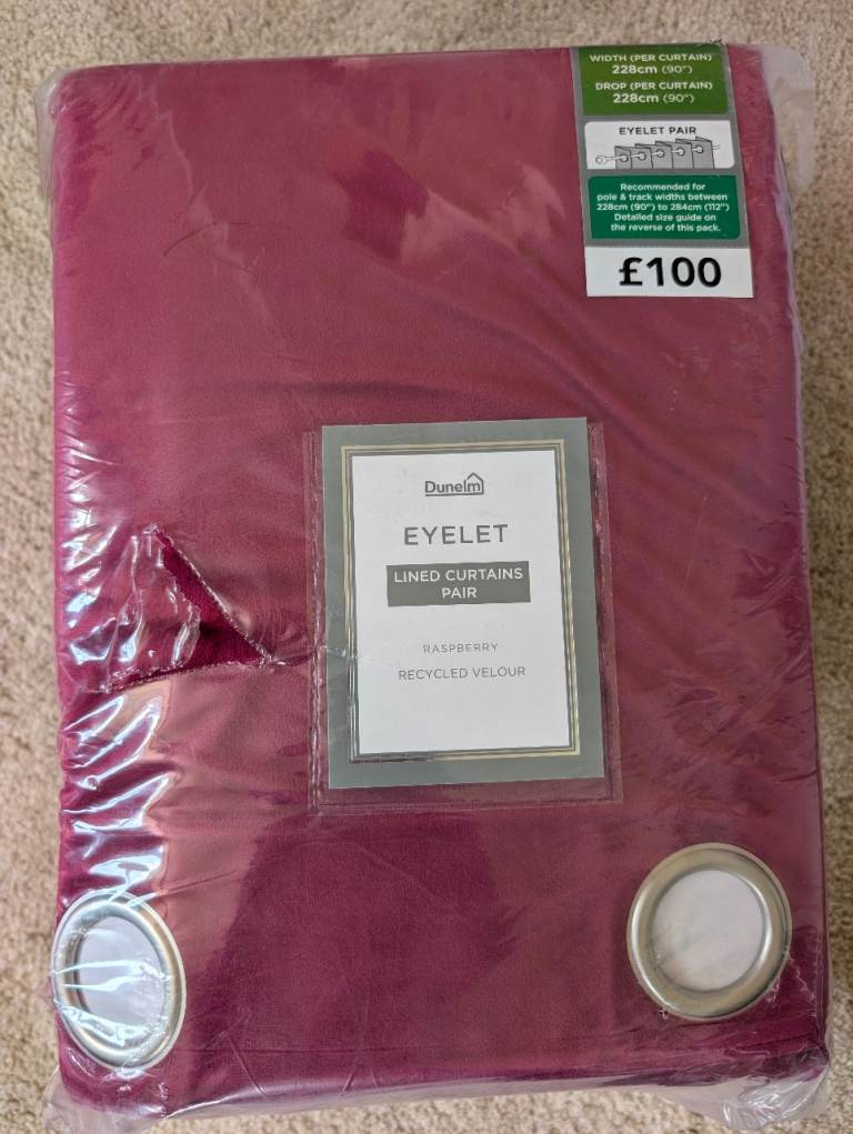Brand New Raspberry Pink Velour Curtains 90x90 (228cm)