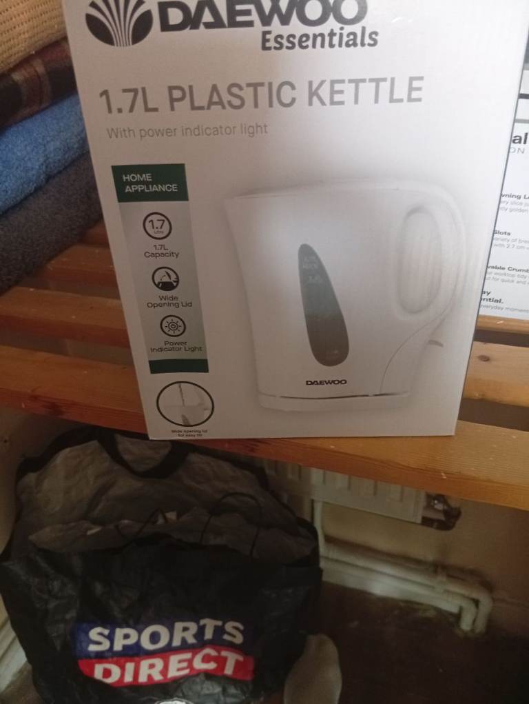Daewood 1.7 plastic kettle 