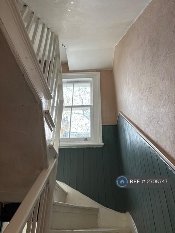 3 bedroom house in London, London, SE24 (3 bed) (#2708747)