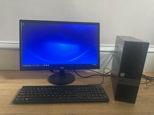 Dell Vostro 3268, i5 Quad 3.00GHz, 4GB RAM, 500GB HDD, Windows 10