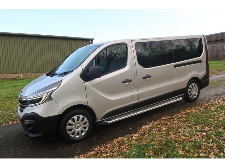 2021 Renault Trafic 2.0 dCi ENERGY 30 Business Minibus Double Cab 5dr Diesel Manual LWB Euro 6  M...