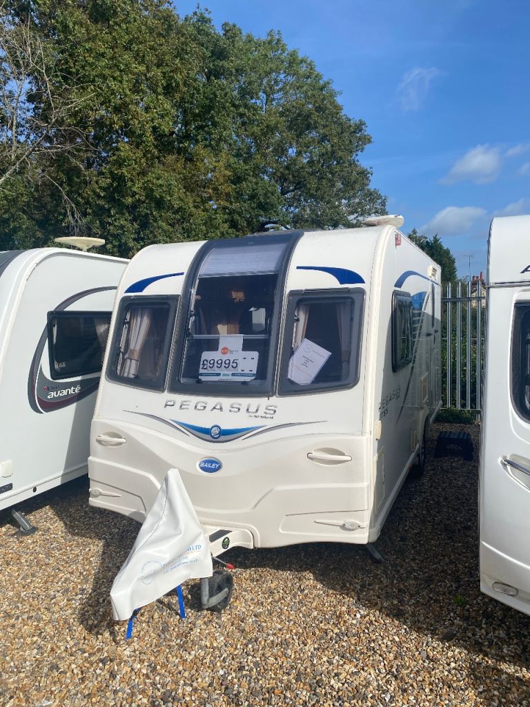 Bailey Genoa 2 berth end washroom 
