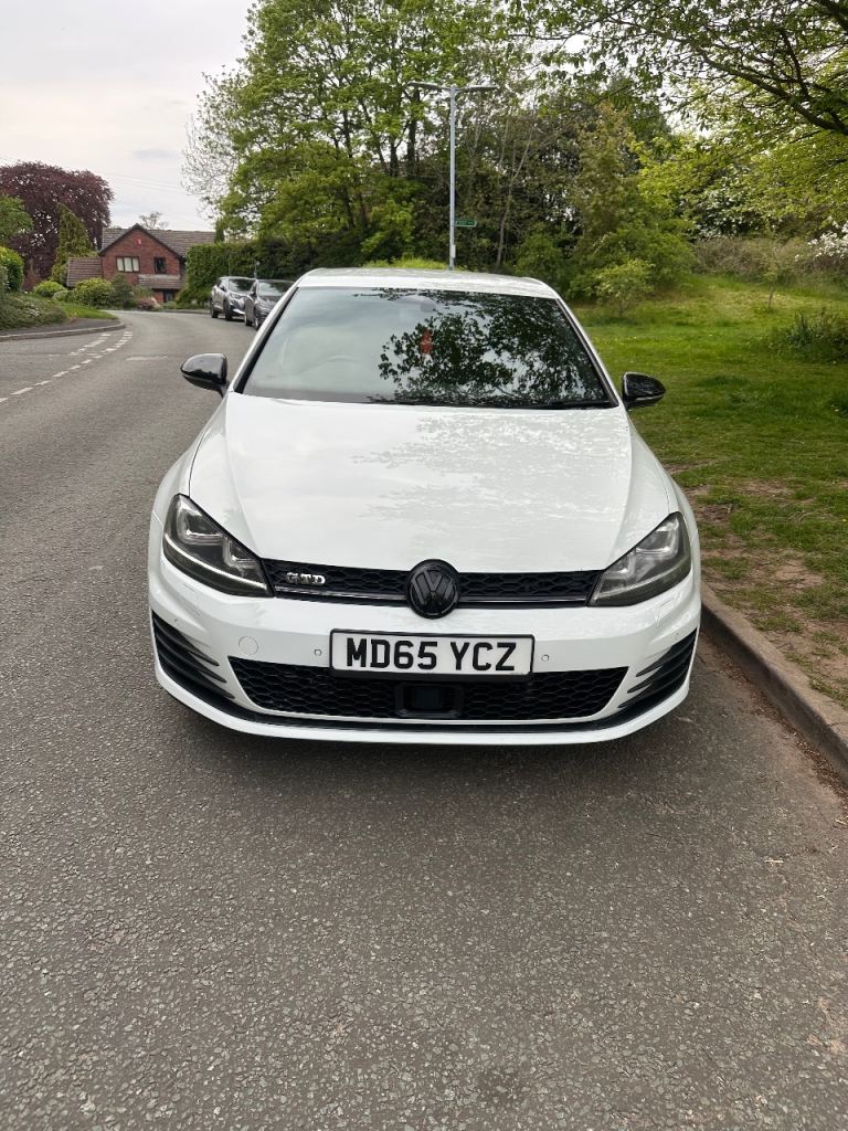 Volkswagen, GOLF, Hatchback, 2015, Semi-Auto, 1968 (cc), 5 doors