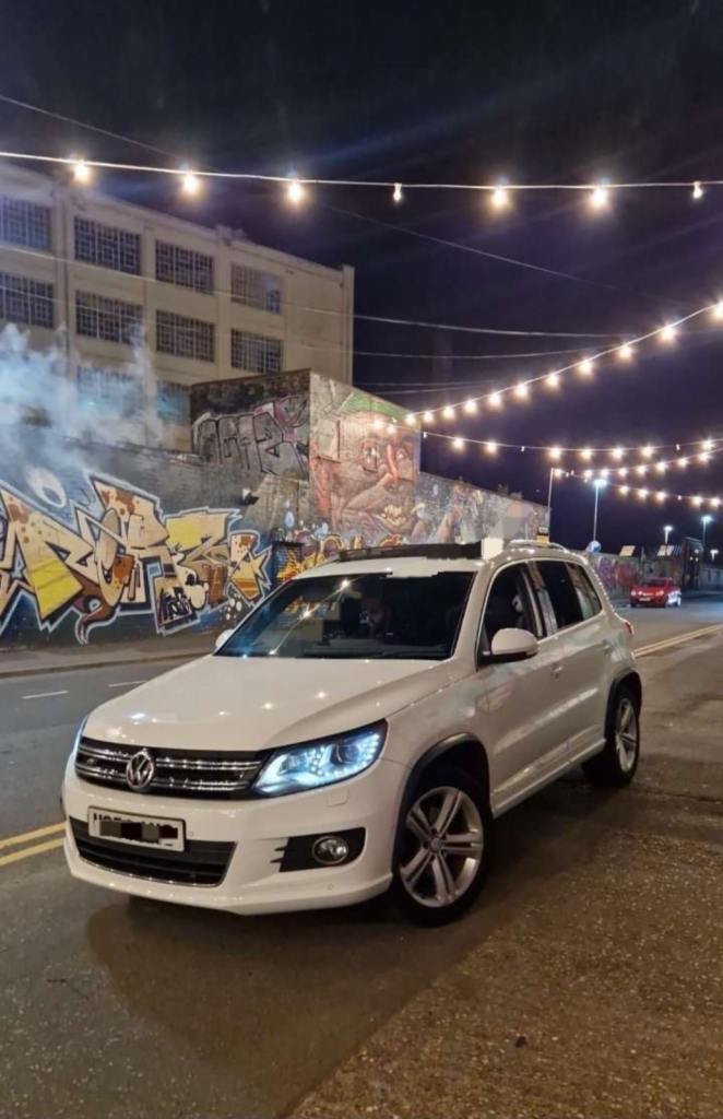 Volkswagen, TIGUAN, Estate, 2014, Semi-Auto, 1968 (cc), 5 doors