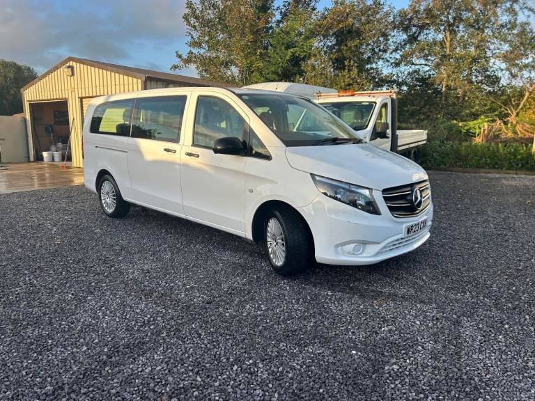 2023 Minibus Mercedes-Benz Vito 9 seater