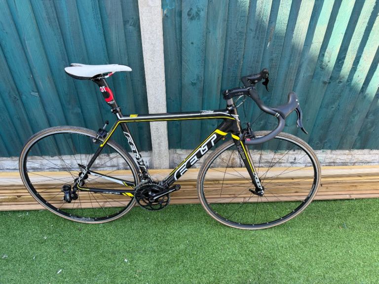 Road bike full carbon spares or repairs 