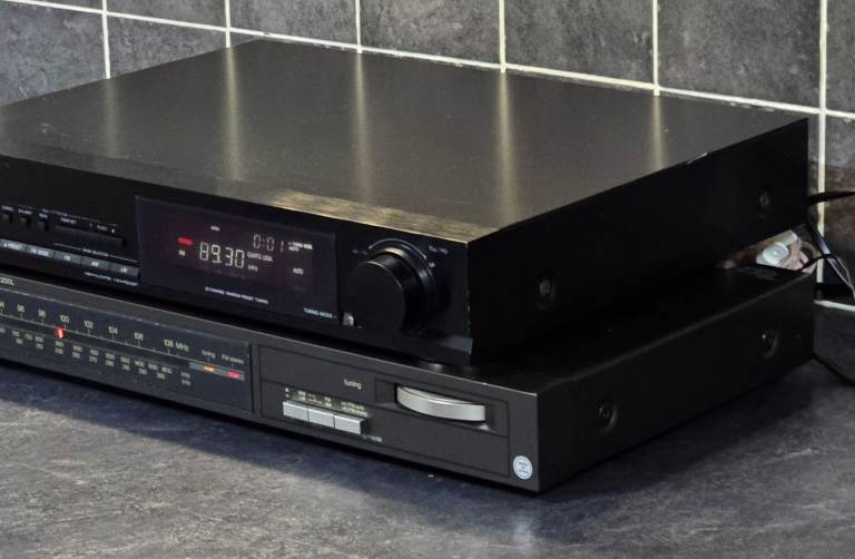 Technics Stereo Tuners