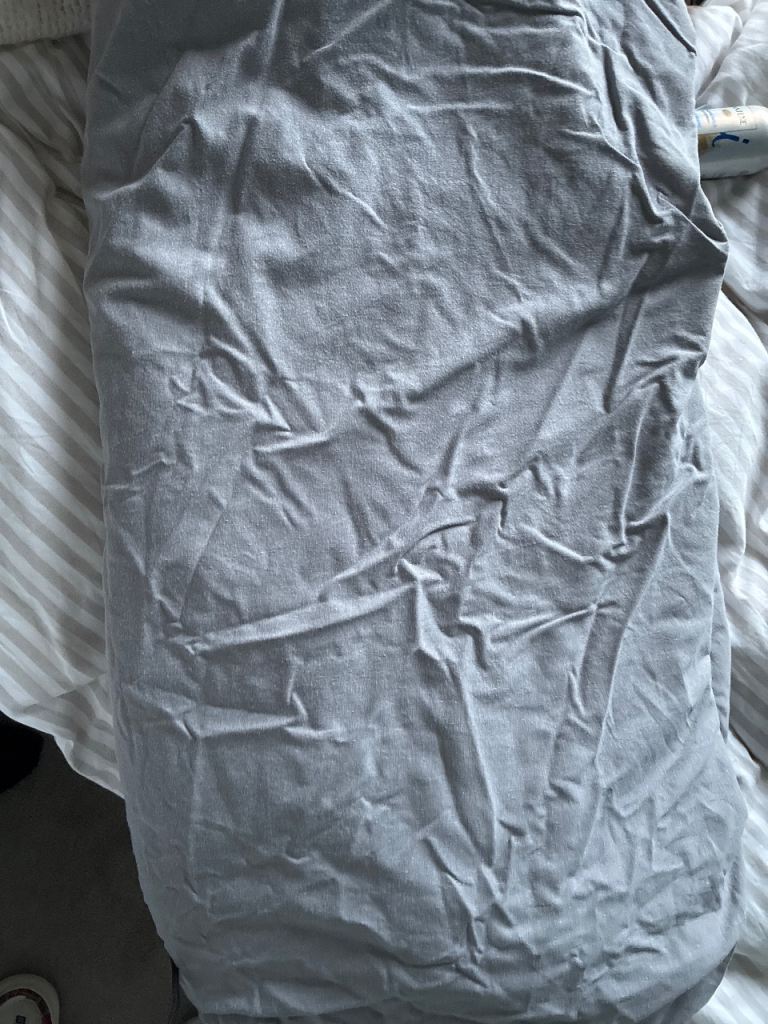 Grey IKEA Bedding and 4x Pillowcases