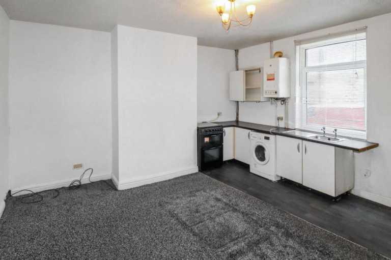 Stunning 2 bed end of terrace house