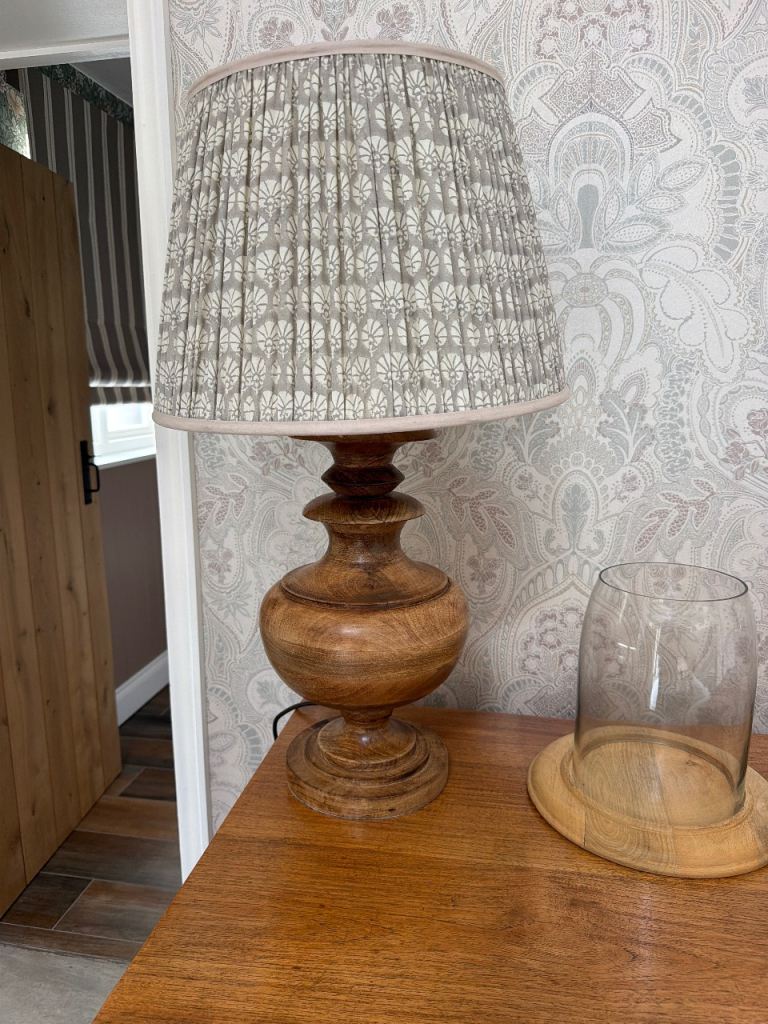 Point Lovely Wooden Table Lamp with Patterned Shade