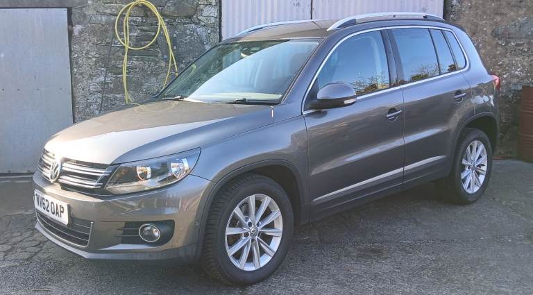 Volkswagen, TIGUAN SE TDI Bluemotion Tecnology. , Estate, 2013, Manual, 1968 (cc), 5 doors