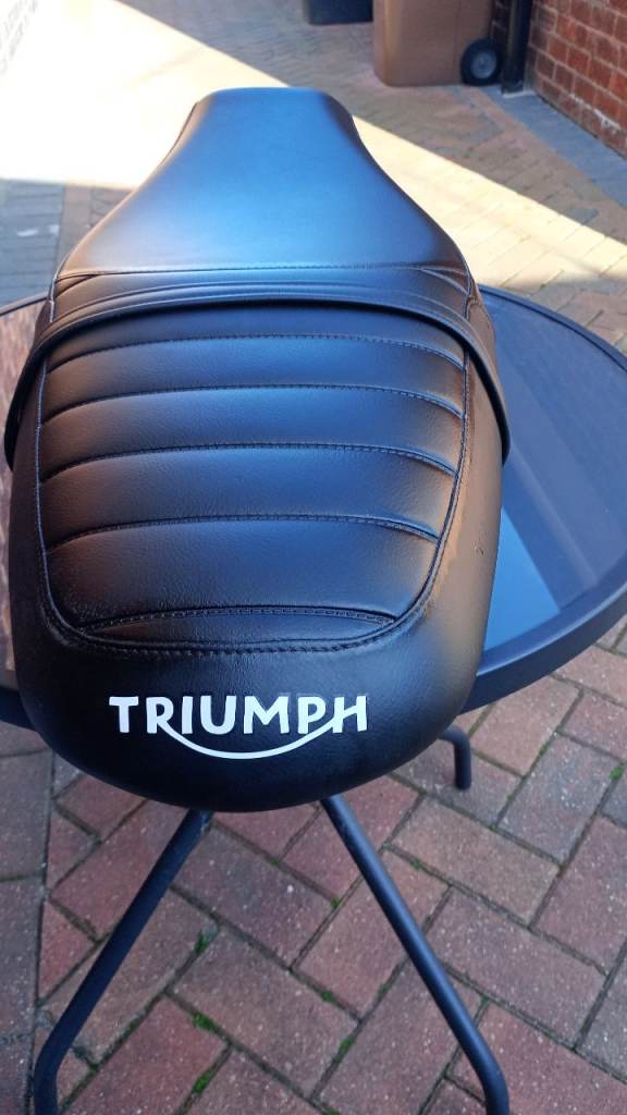 Triumph street twin comfort seat 