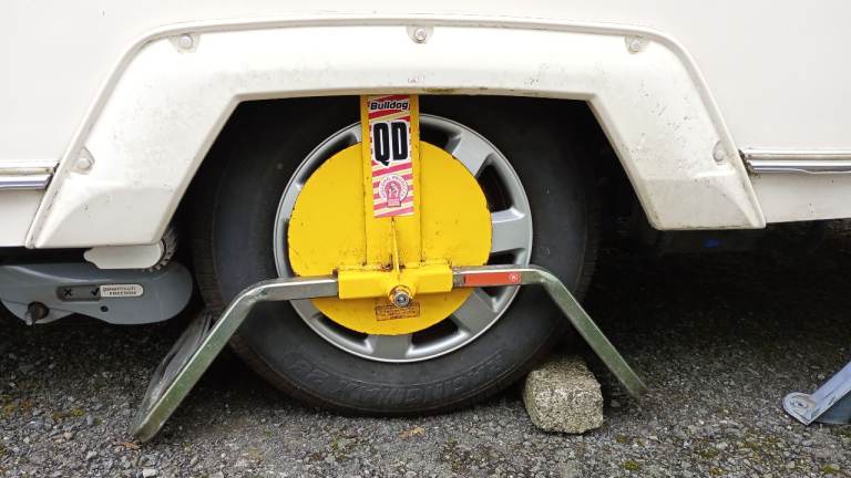 Wheel Clamp