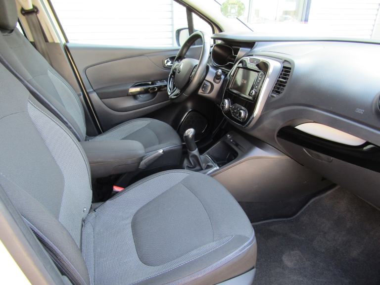 LEFT HAND DRIVE 2014 RENAULT CAPTUR 0.9 TCe ENERGY DYNAMIC MEDINAV 5DR PETROL