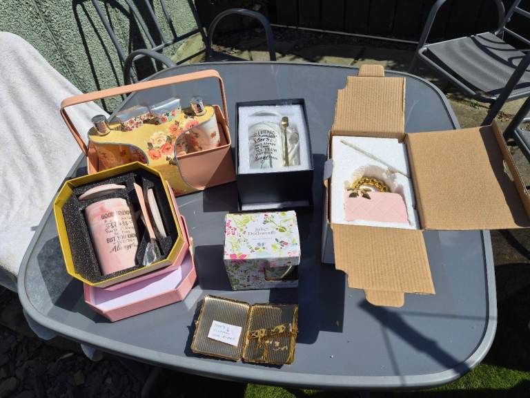 Bath gift sets 