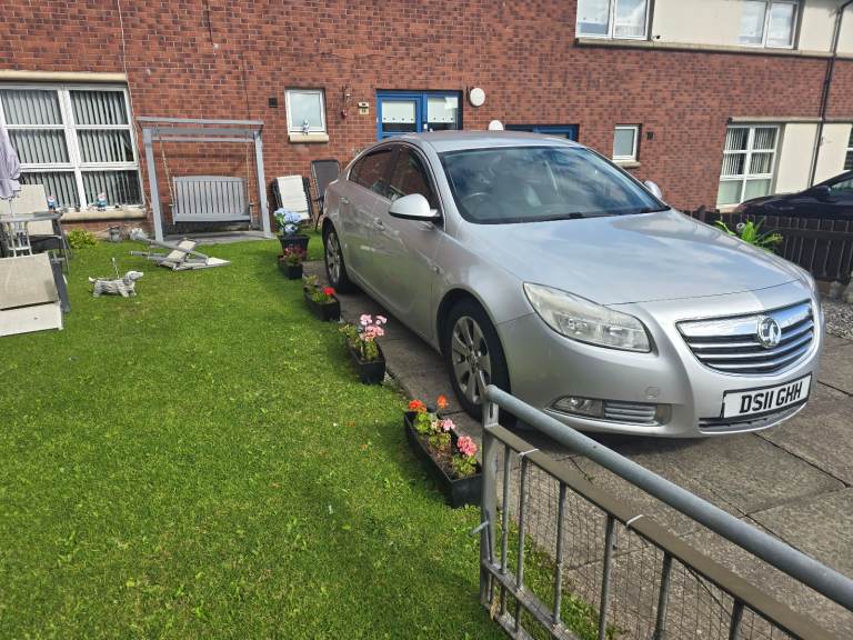 Vauxhall, INSIGNIA, Hatchback, 2011, Manual, 1956 (cc), 5 doors