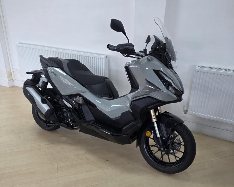 Honda ADV 350 