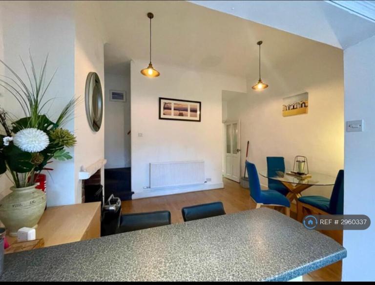 2 bedroom house in Mosely Common Road, Worsley, Manchester, M28 (2 bed) (#2960337)