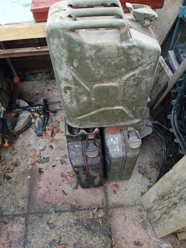 3 Jerry cans