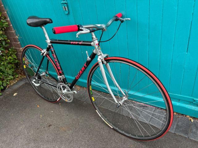1989 Giant Cadex 980C Carbon Road Bike Vintage Design Classic