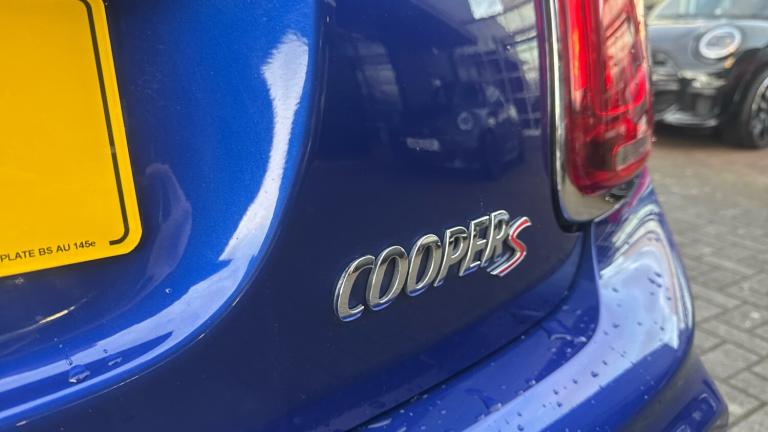 2019 MINI Hatch 2.0 Cooper S Sport II 3dr Petrol Hatchback Hatchback Petrol Manual