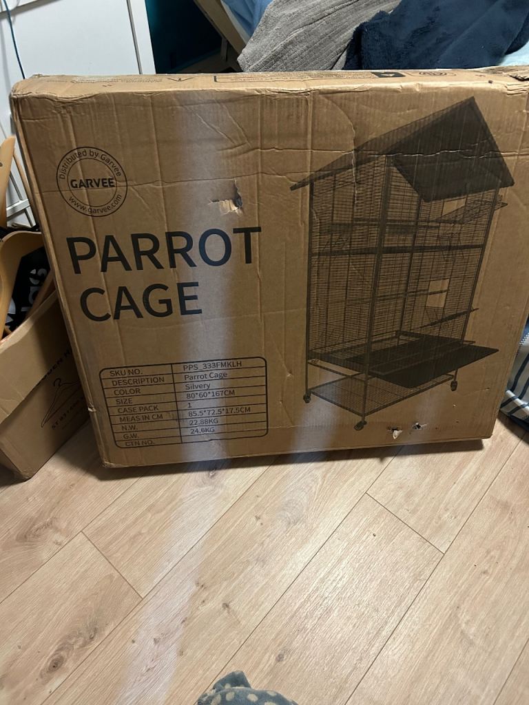 Brand new parrot cage Still boxed 