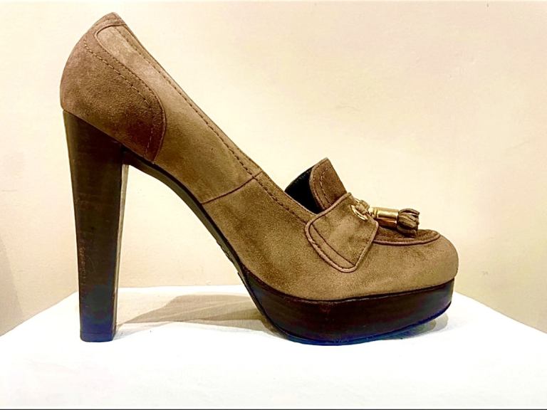 Russel & Bromley suede heels. size 6.5 -7 